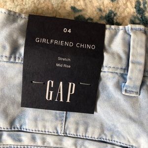 NWT gap girlfriend chino